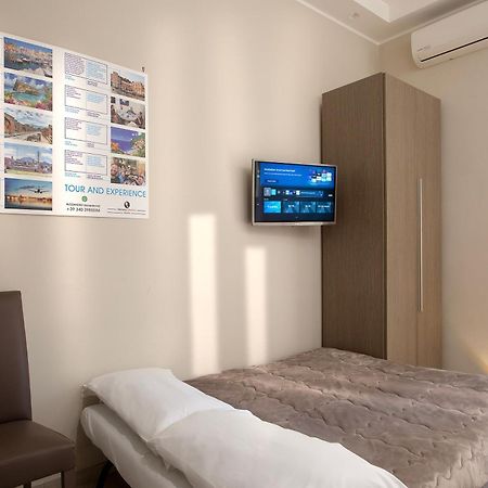 Residenza Suarez Bed and Breakfast Νάπολη Εξωτερικό φωτογραφία
