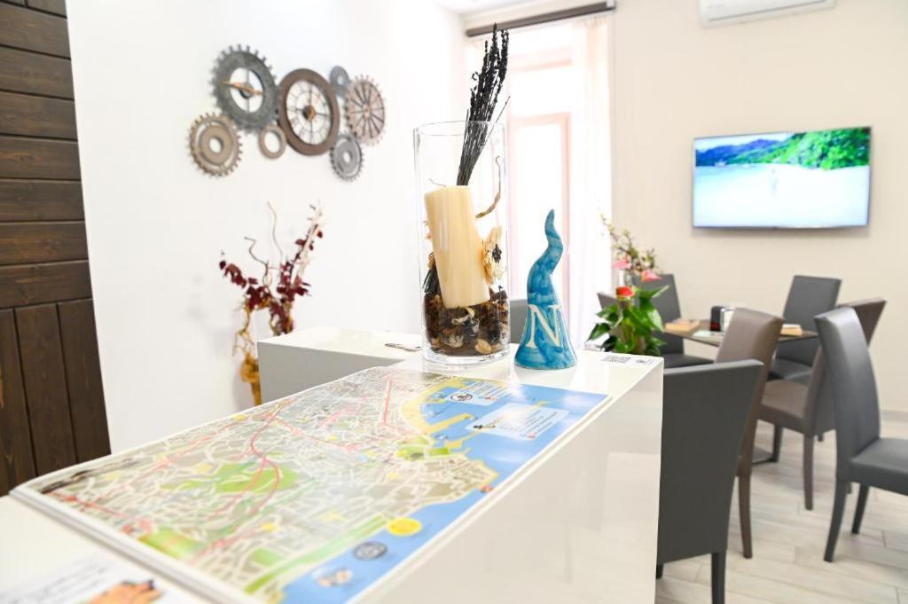Residenza Suarez Bed and Breakfast Νάπολη Εξωτερικό φωτογραφία