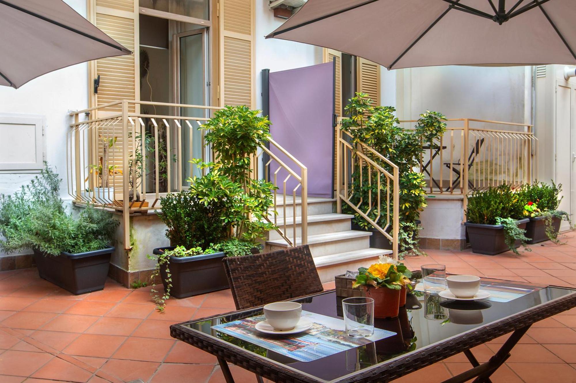Residenza Suarez Bed and Breakfast Νάπολη Εξωτερικό φωτογραφία